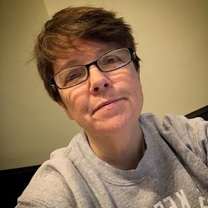 Meet your Posher, April